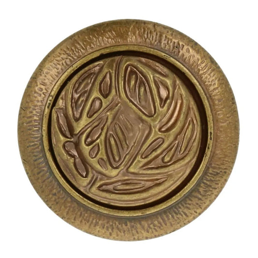 Image avec bouton décoratif avec élément cœur - antique – disponible en ligne chez Šarlotes audumi