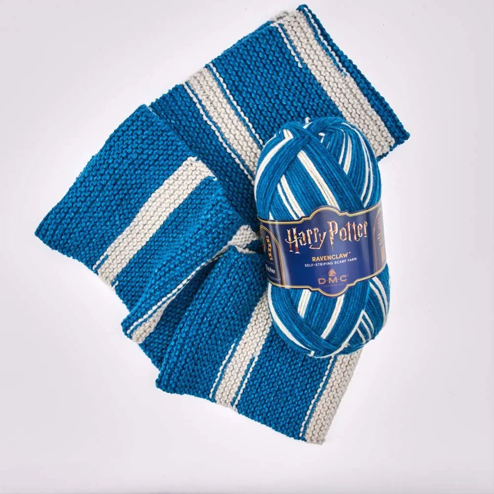 Fil DMC Harry Potter Magic 300 g / 410 m, à rayures automatiques aux couleurs des maisons de Poudlard, disponible en ligne chez Šarlotes audumi
