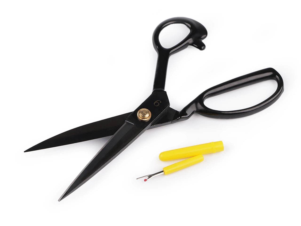 Image of 24 cm tailor’s scissors – available at Šarlotes audumi