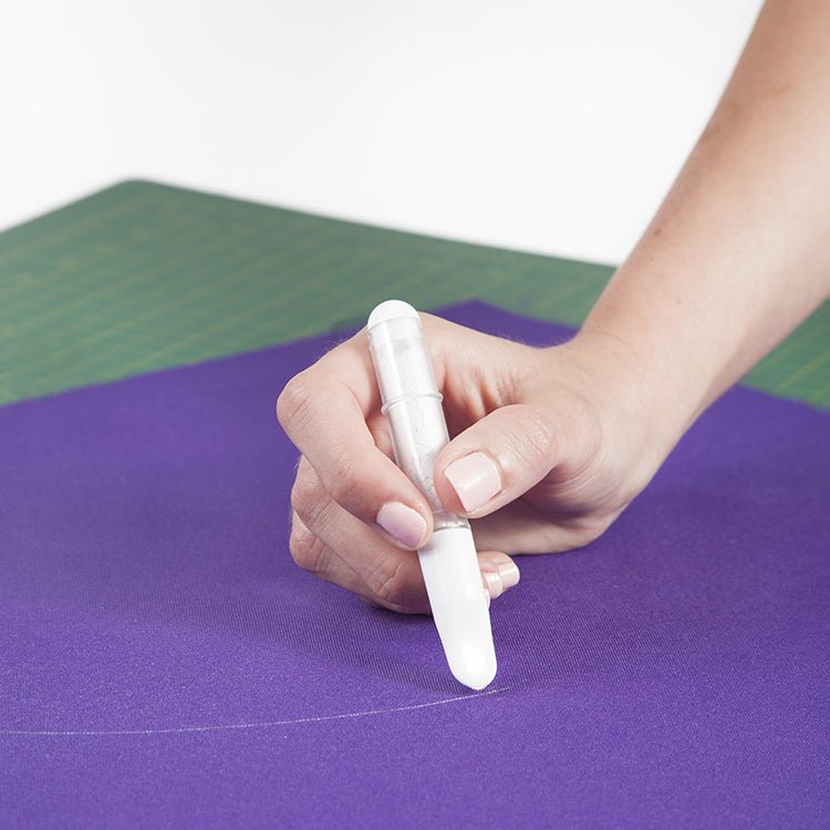 Crayon de tailleur-couturier avec rouleau