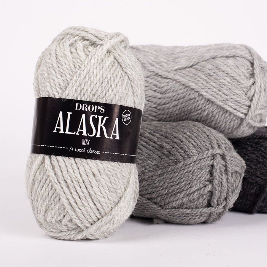 Image with DROPS Alaska yarn - 50 g / 70 m – available at Šarlotes audumi
