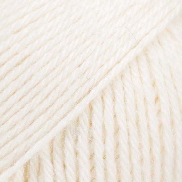 Image of DROPS Nord yarn - 50 g / 170 m – available at Charlotte's Fabrics