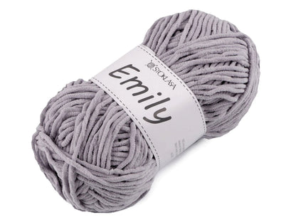 Attēls ar Dzijas Emily - plīša dzija - 100g / 120 m – pieejams Šarlotes audumi