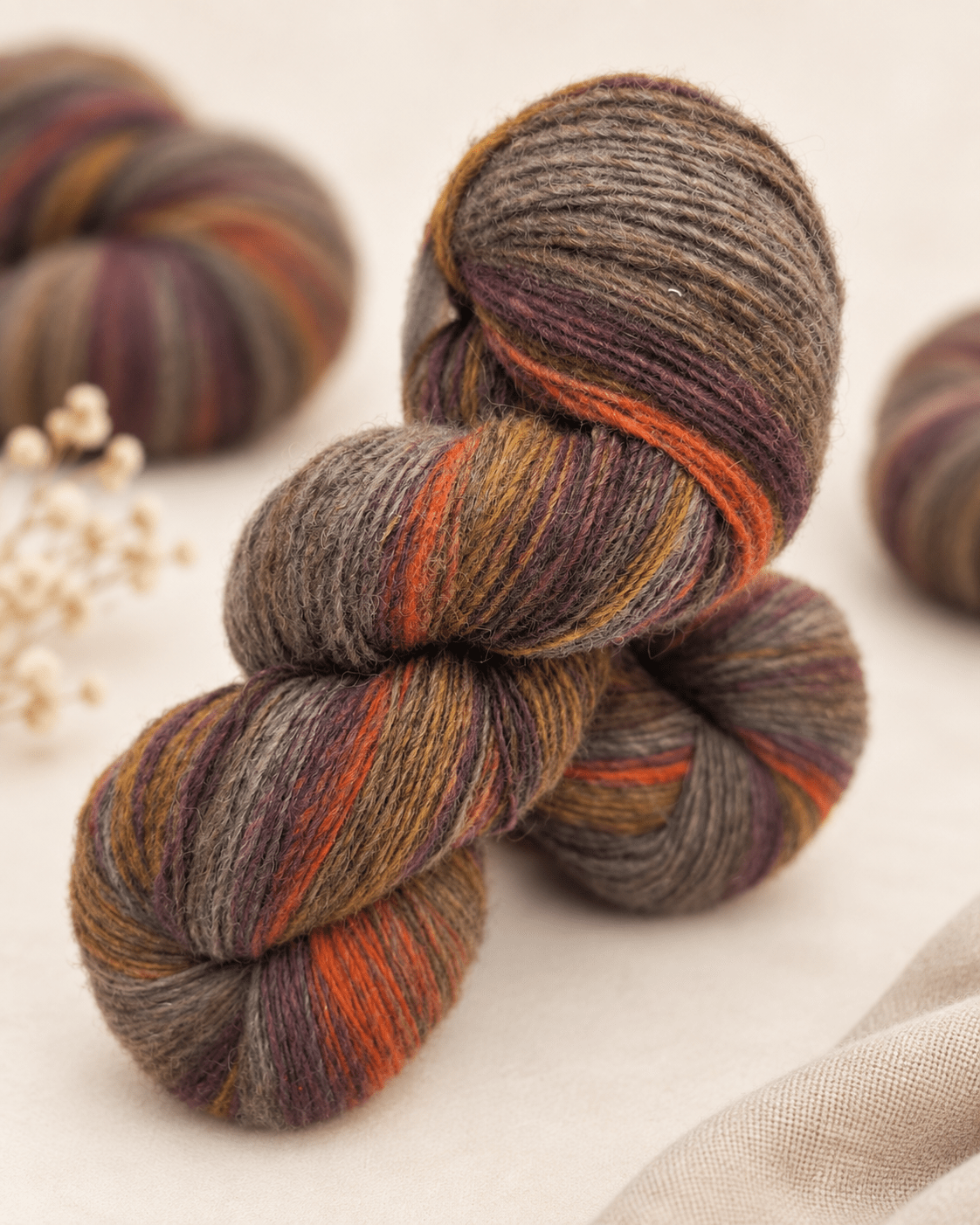 Image de fil de laine Dzijas Pāce – laine 100 % fabriquée en Lettonie – disponible en ligne chez Šarlotes audumi