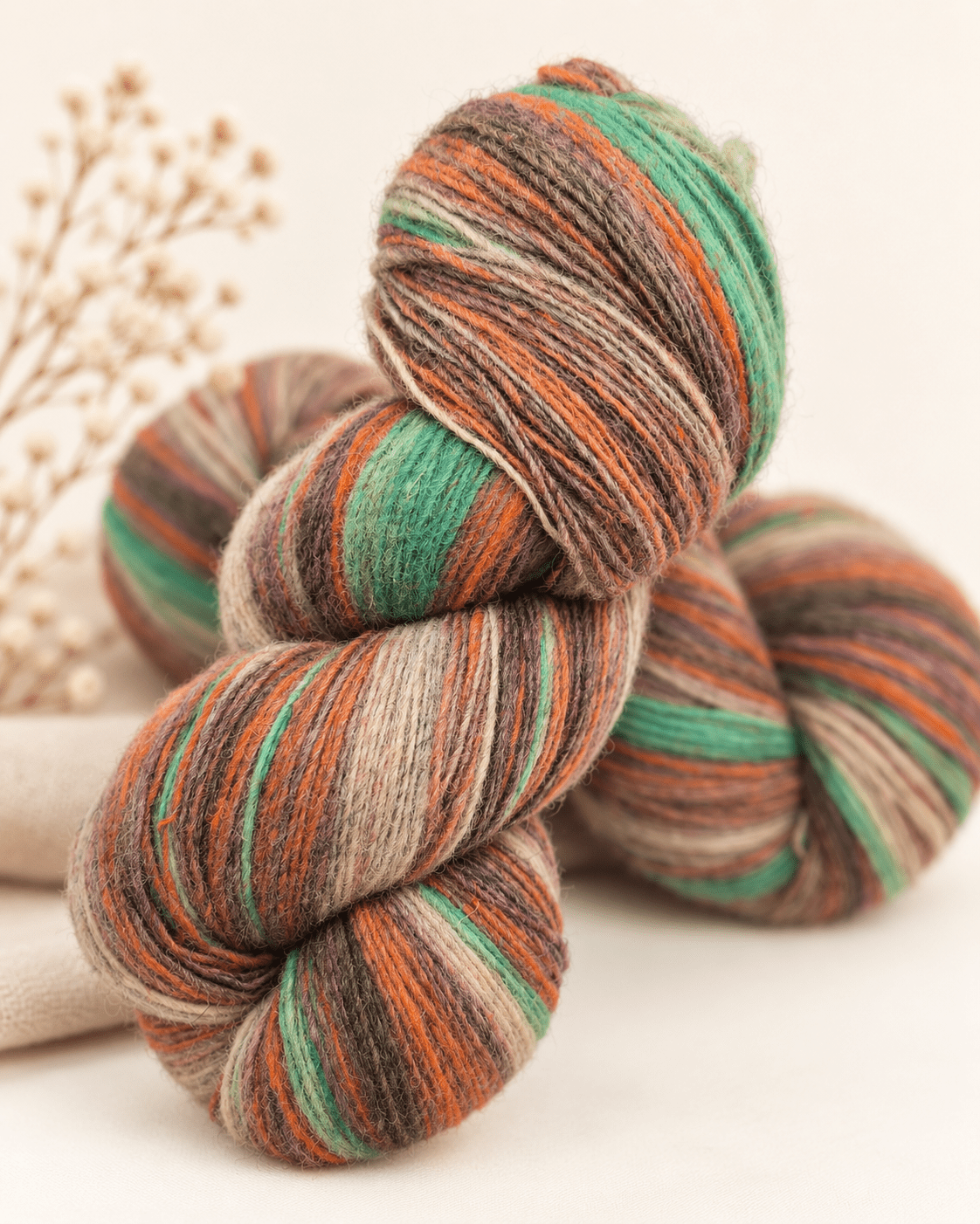 Image de fil de laine Dzijas Pāce – laine 100 % fabriquée en Lettonie – disponible en ligne chez Šarlotes audumi