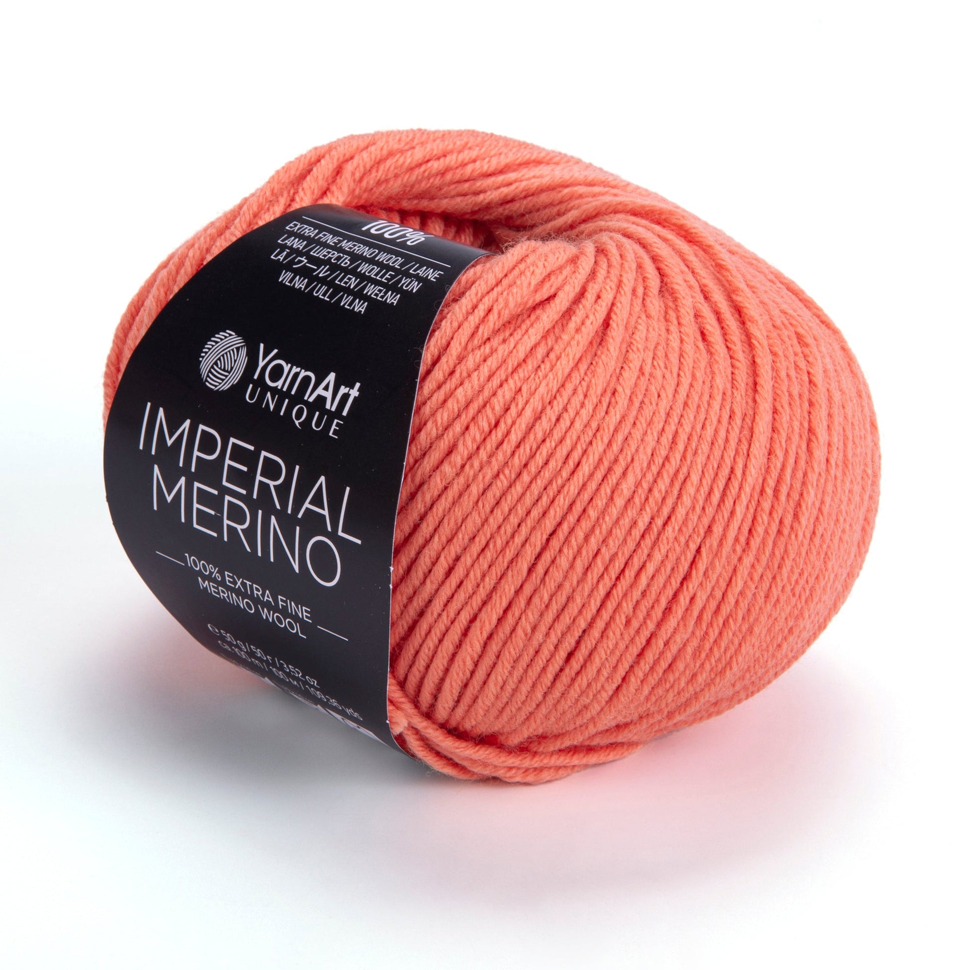 Image de fil YarnArt Imperial Merino - 50g / 100m – disponible chez Šarlotes audumi