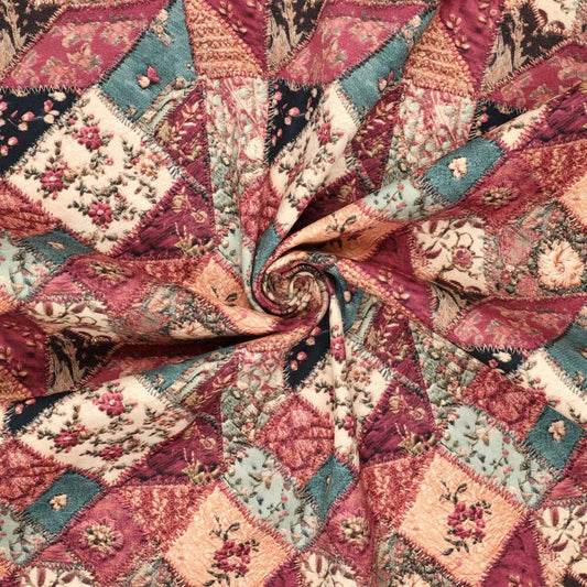Attēls ar Džinsa rožu patchwork kokvilnas tvills 295 g/m² – pieejams Šarlotes audumi