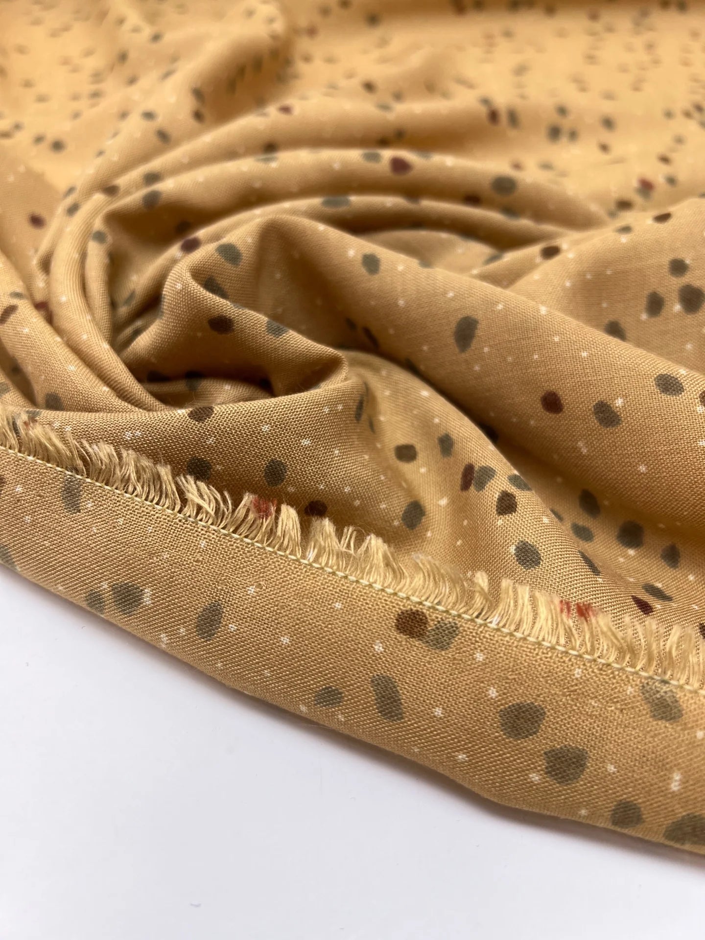 Tissu acrylique italien à pois beige et marron 130 g/m²