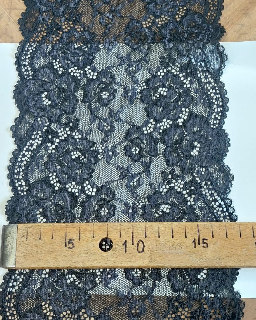 Image of elastic lace 18 cm-navy blue – available online at Šarlotes audumi
