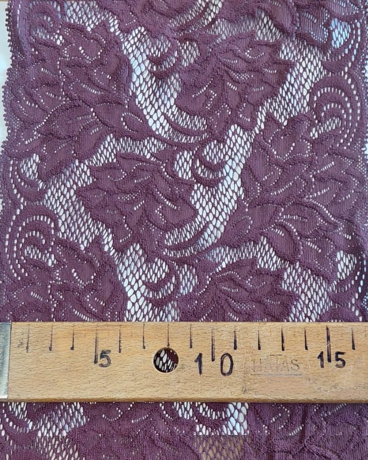 Bild mit elastischer Spitze 18 cm – Weinton, online erhältlich bei Šarlotes audumi