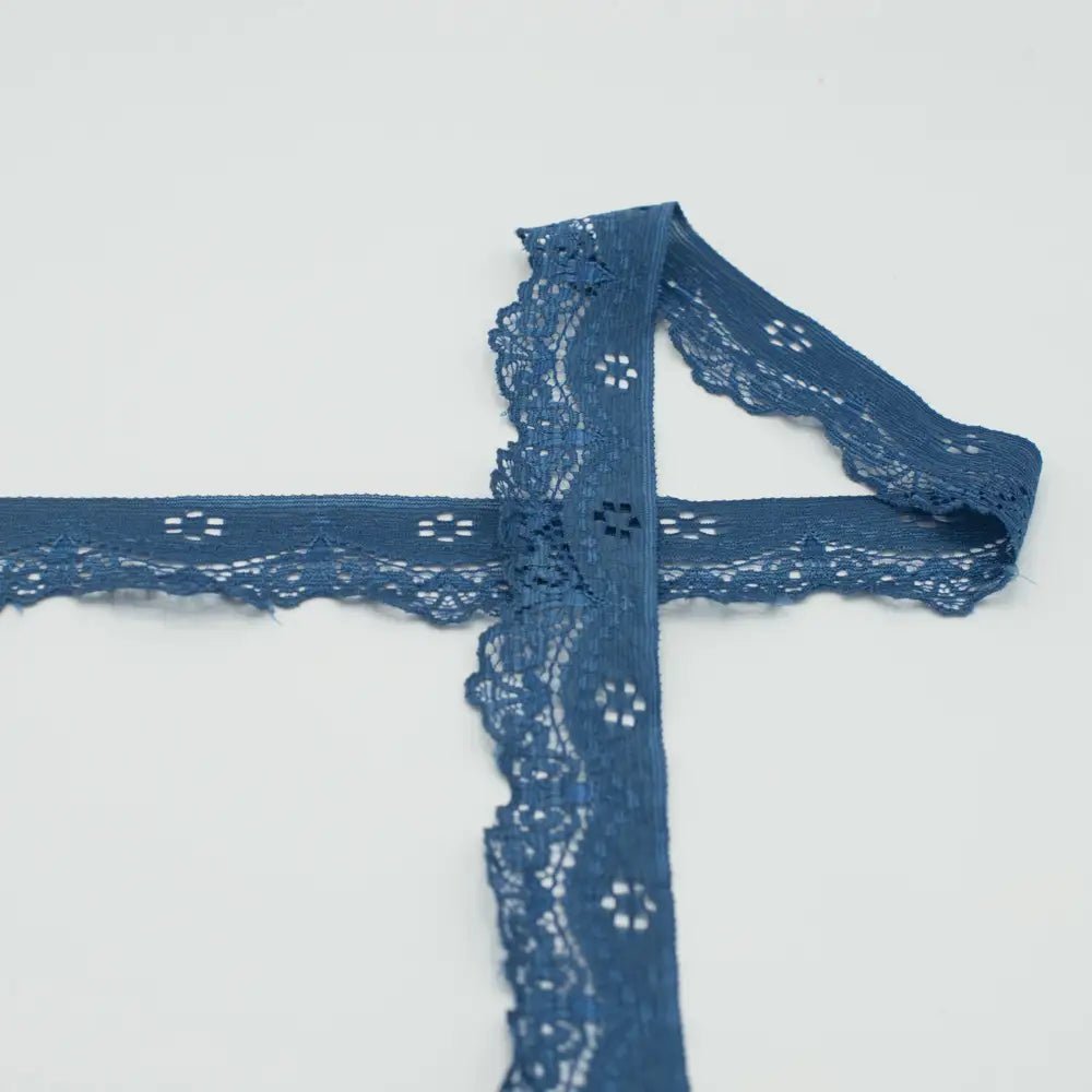 Image avec dentelle élastique 3,5 cm - bleu fumé – disponible chez Šarlotes audumi