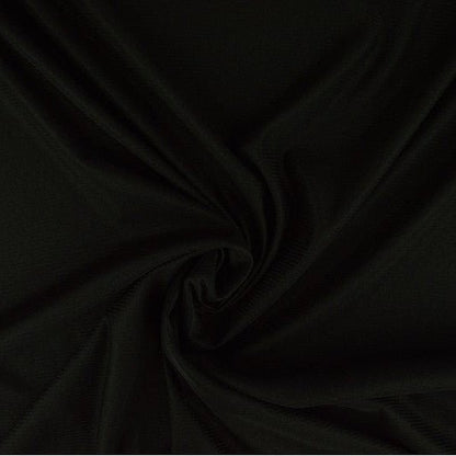 Image de doublure en tricot extensible - noire 75 g/m² – disponible chez Šarlotes audumi