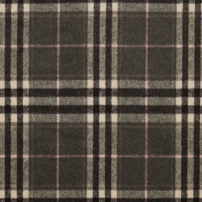 Image de flanelle grise à carreaux, disponible en ligne chez Šarlotes audumi