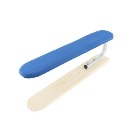 Image d’une table à repasser pour manches BATTISTELLA 52 cm – disponible chez Šarlotes audumi