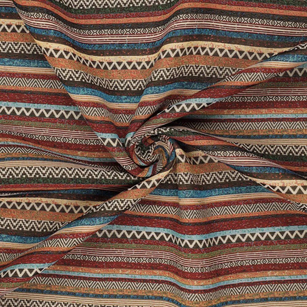 Image avec motif tapisserie bohème – disponible en ligne chez Šarlotes audumi
