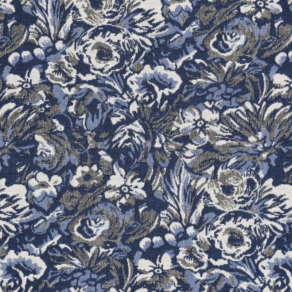 Image avec la tapisserie Iris bleus – disponible en ligne chez Šarlotes audumi