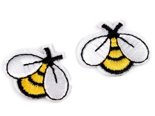 Image of iron-on bee patch 2.6 x 3 cm, 1 pc. – available at Charlotte's Fabrics