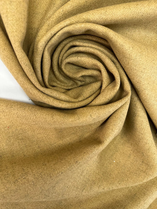 Italian tweed suiting fabric | 44% polyester | 38% acrylic | 18% wool | 245 g/m² | 162 cm