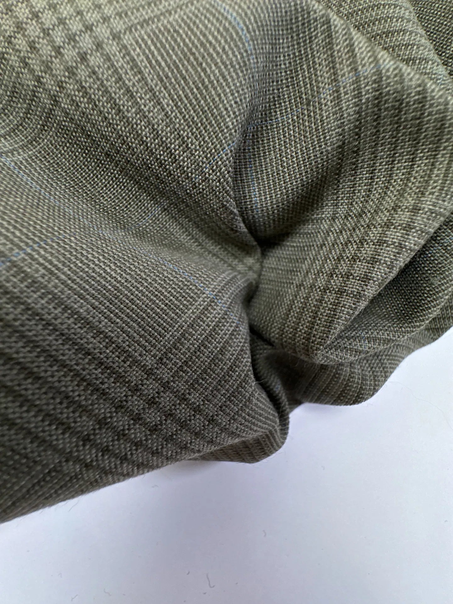 Tissu de costume en tweed italien | 63% laine | 37% polyester | 200 g/m² | 150 cm