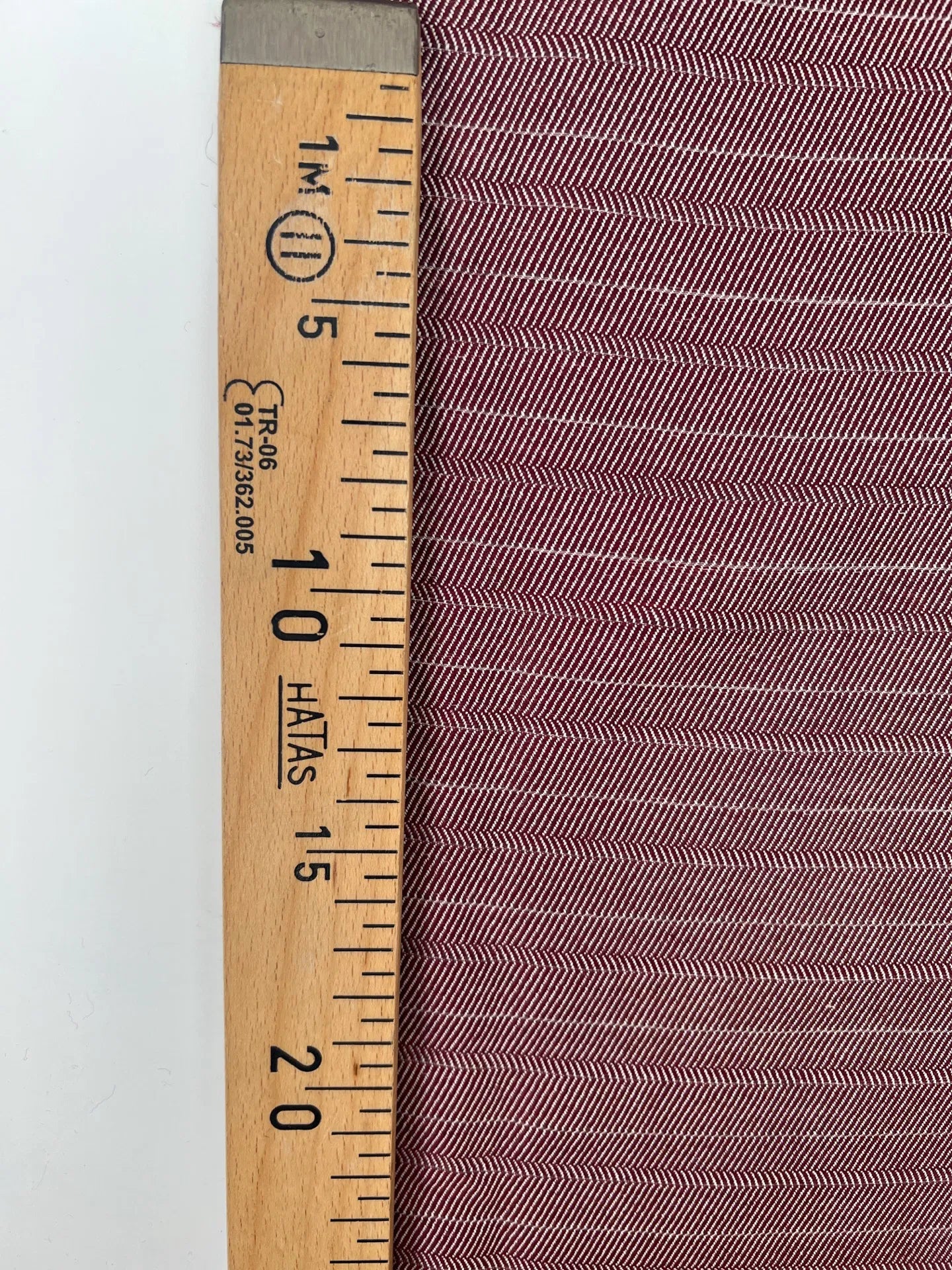 Italian tweed suiting fabric | 73% wool | 27% polyester | 180 g/m² | 165 cm