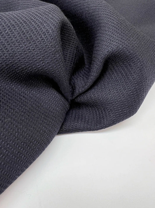 Italian waffle suiting fabric | 85% wool | 15% polyamide | 225 g/m² | 153 cm