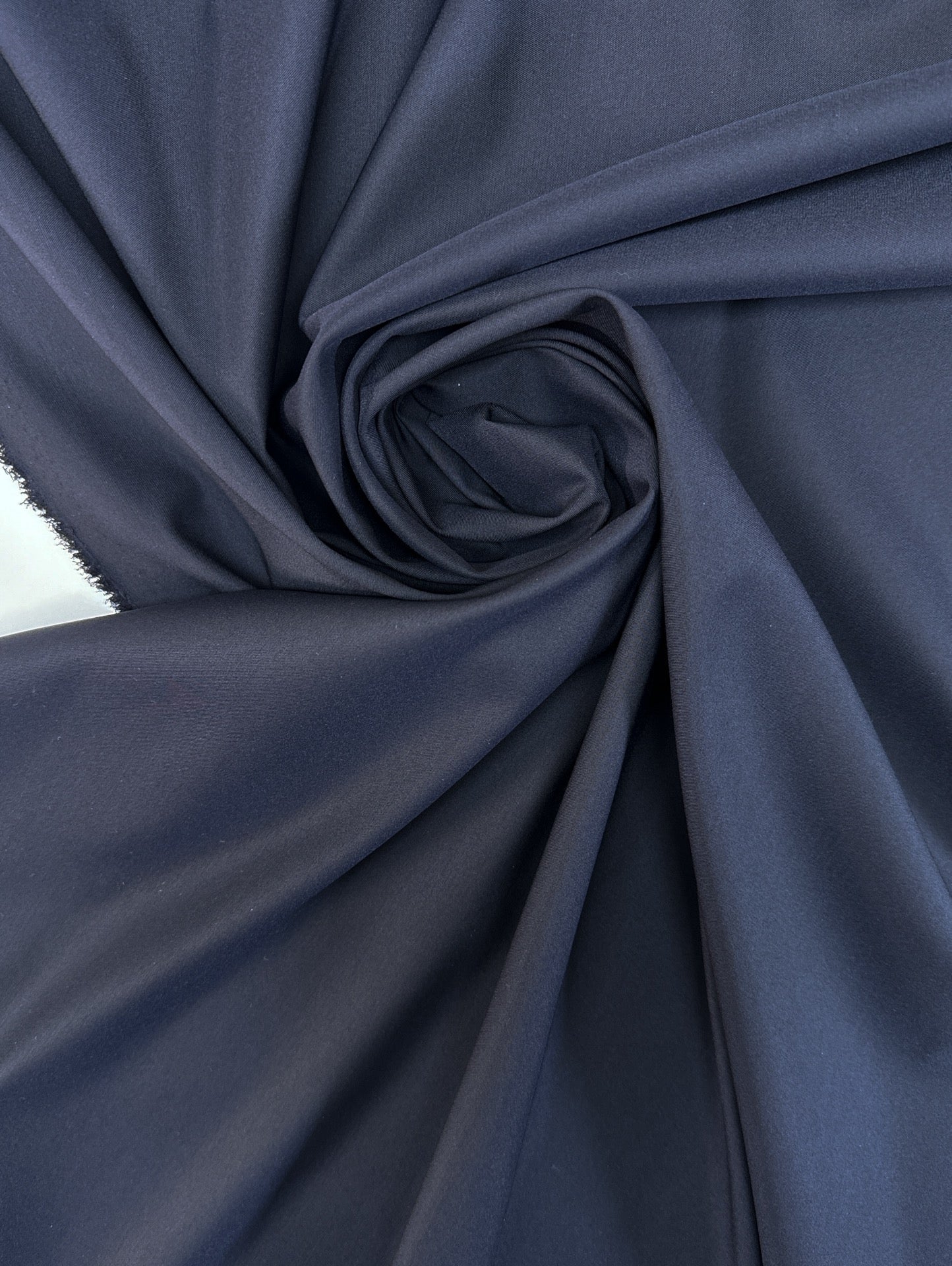 Image of Italian wool twill fabric for dresses and blouses – violet and black | 60% wool, 28% polyamide, 6% silk, 6% elastane | 175 g/m² | 146 cm – available at Charlotte's Fabrics