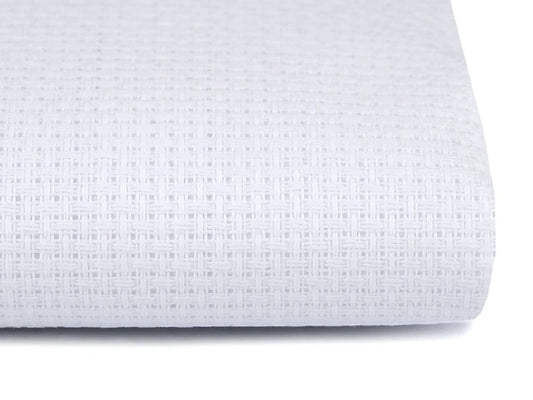 alt
Embroidery fabric - 46 squares/10cm - white