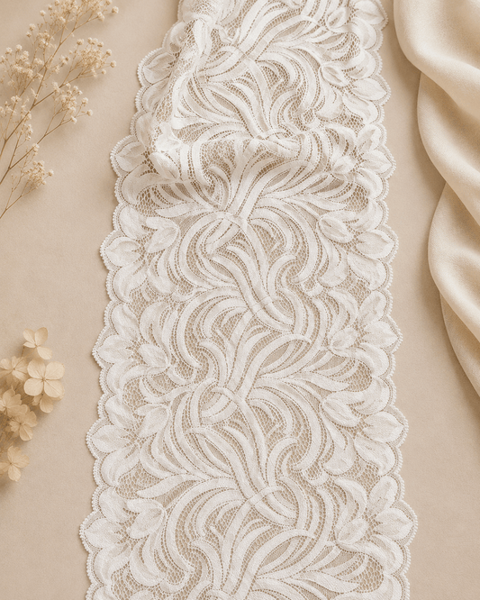 Bild mit bestickter Spitze 20 cm-beige – online erhältlich bei Šarlotes audumi