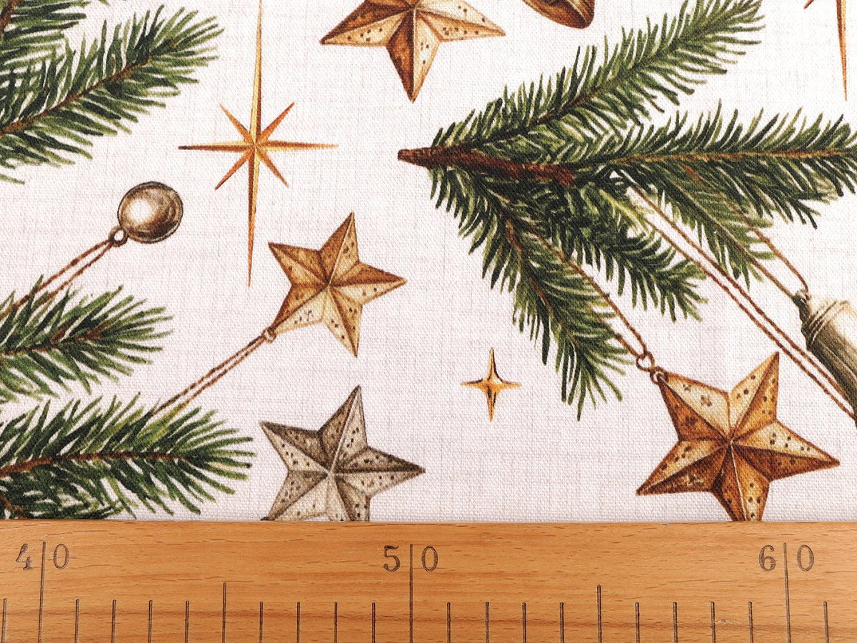 Image avec tissu canvas, branche de sapin décorée – disponible en ligne chez les tissus Charlotte