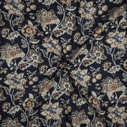 Image de tissu canvas - fleurs sur fond bleu foncé 190 g/m² – disponible chez Šarlotes audumi