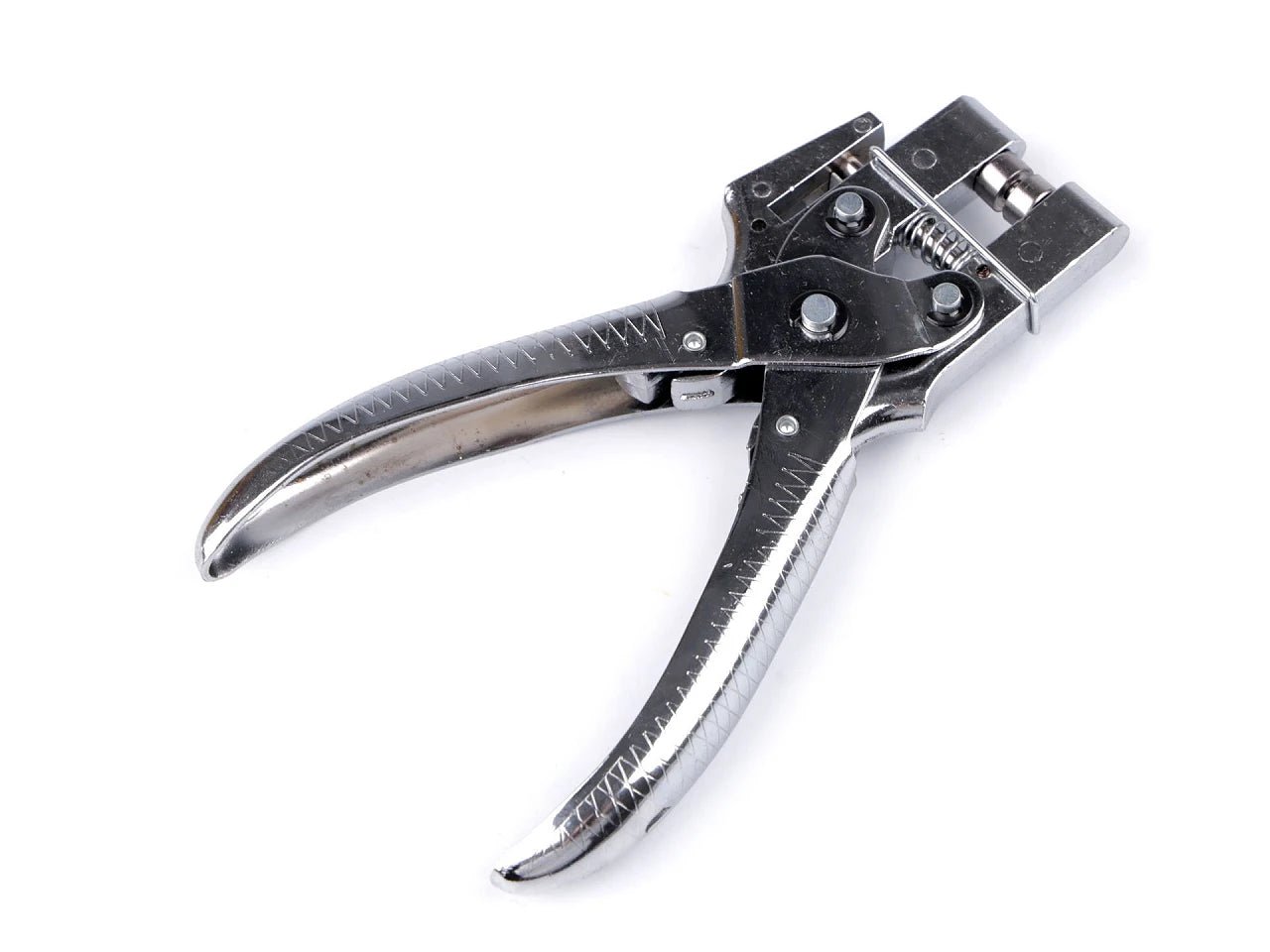 Pince à riveter pour œillets et anneaux Ø5 mm – disponible chez Šarlotes audumi
