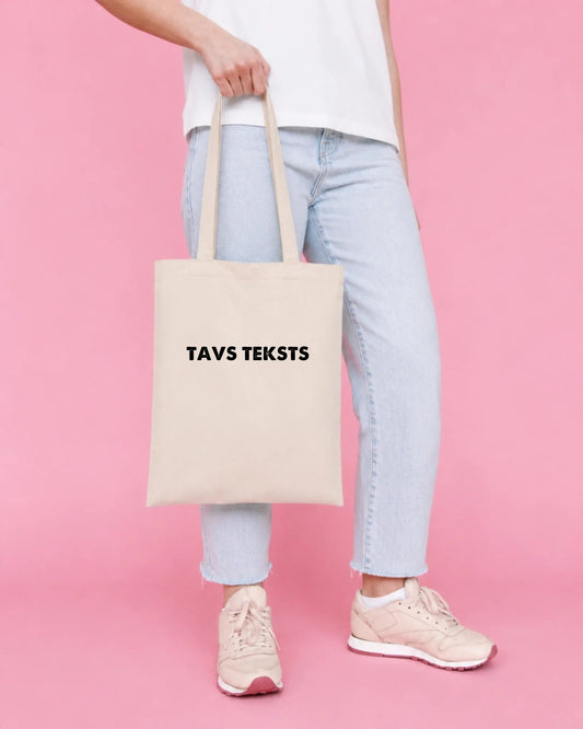 Sac en tissu en coton avec texte personnalisé – disponible en ligne chez Šarlotes audumi