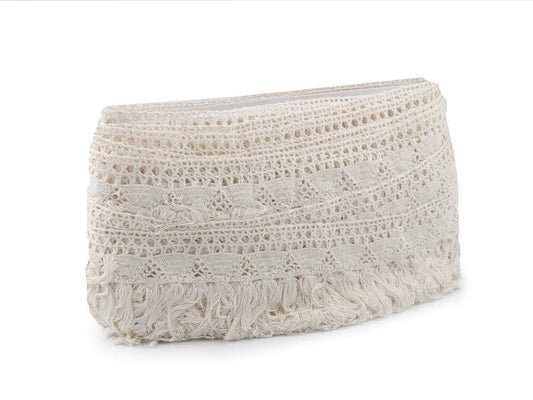 Frange en coton avec dentelle – 70 mm, écru – disponible chez Šarlotes audumi