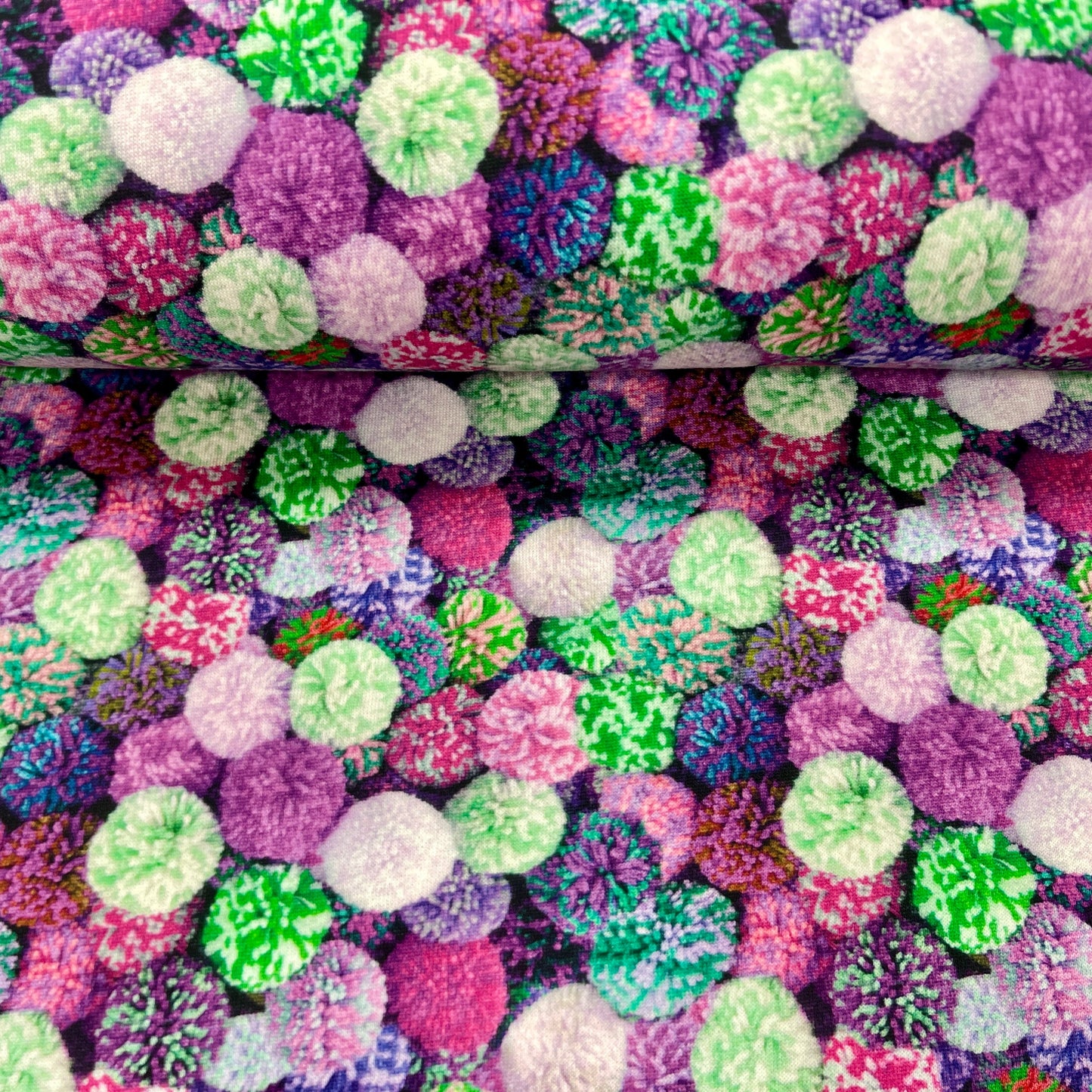 Jersey bouclé en coton avec doublure chaude - motifs boules 280 g/m²