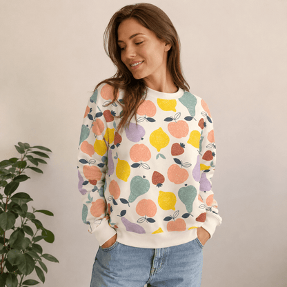 Image de tissu en maille bouclette en coton - fruits 250 g/m² – disponible chez Charlotte Audumi