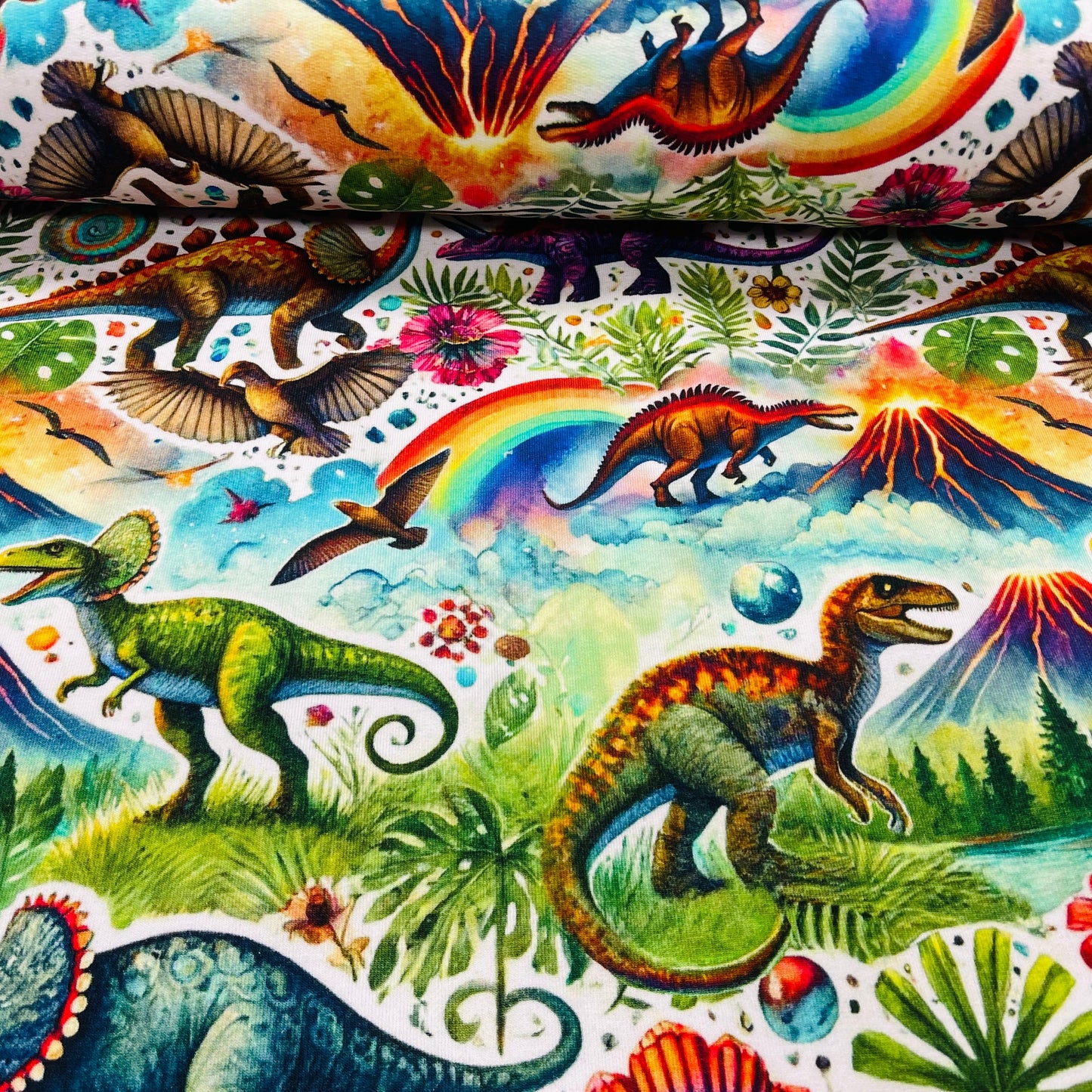 Maille bouclette en coton - monde des dinosaures 260 g/m²