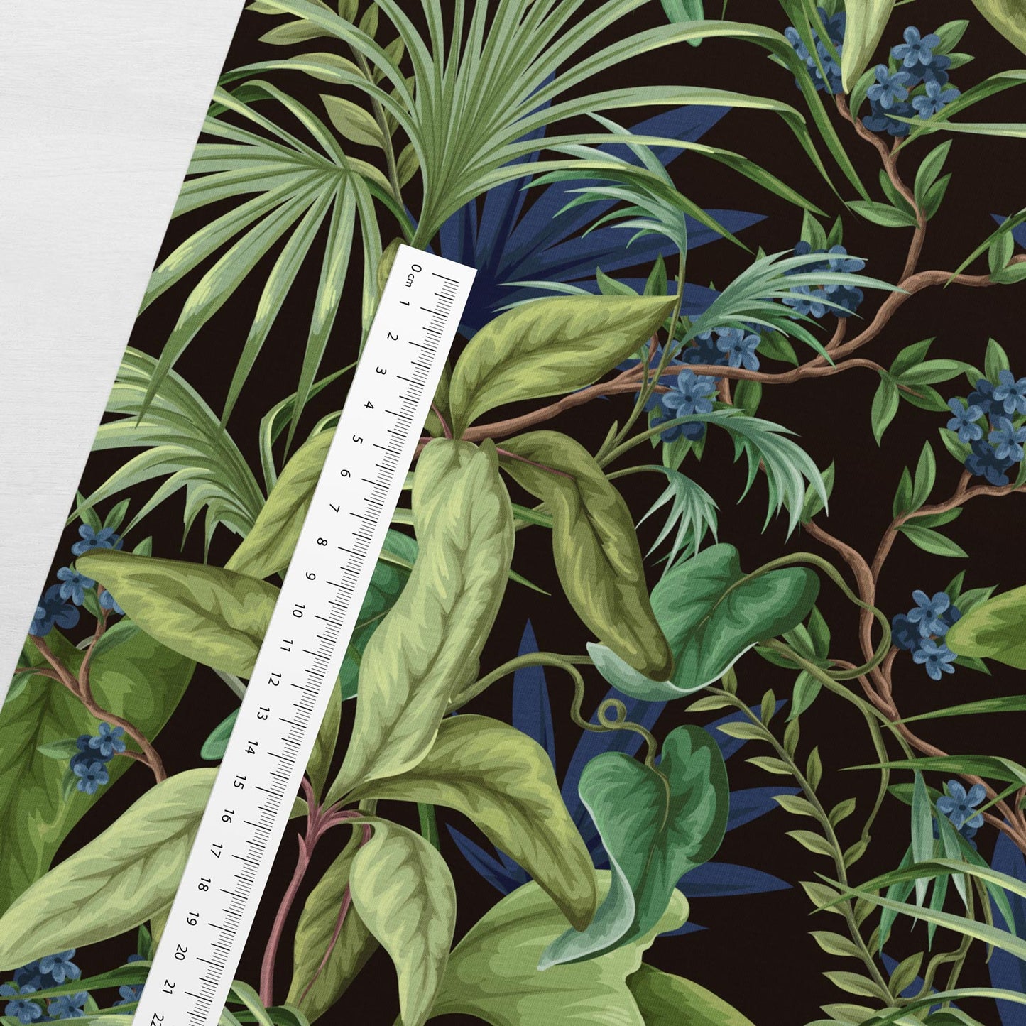 Image avec maille bouclette en coton - Nuit tropicale 250 g/m² – disponible chez Šarlotes audumi