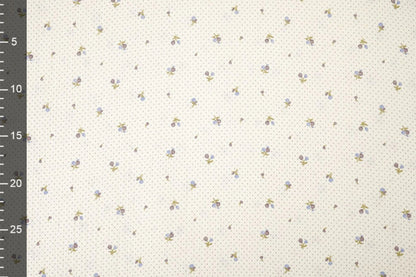 Image de mousseline de coton avec de petites fleurs et des pois – disponible en ligne chez Charlotte Fabrics