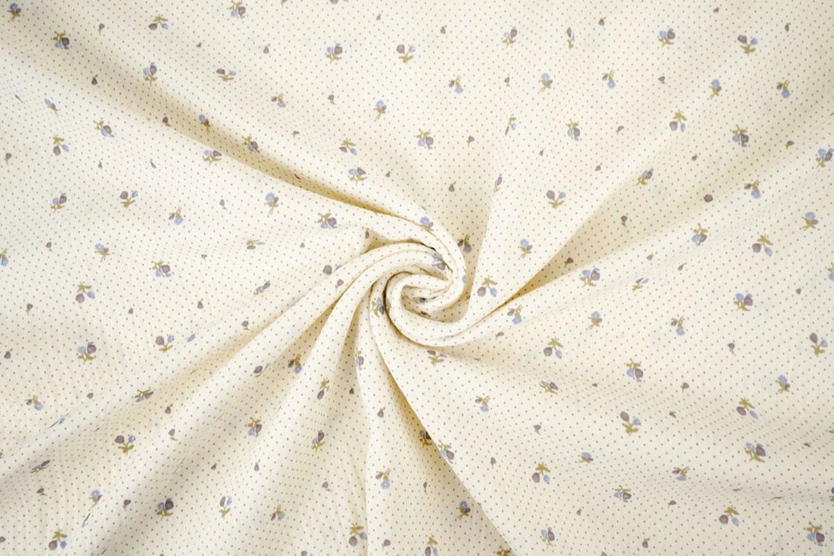 Image de mousseline de coton avec de petites fleurs et des pois – disponible en ligne chez Charlotte Fabrics