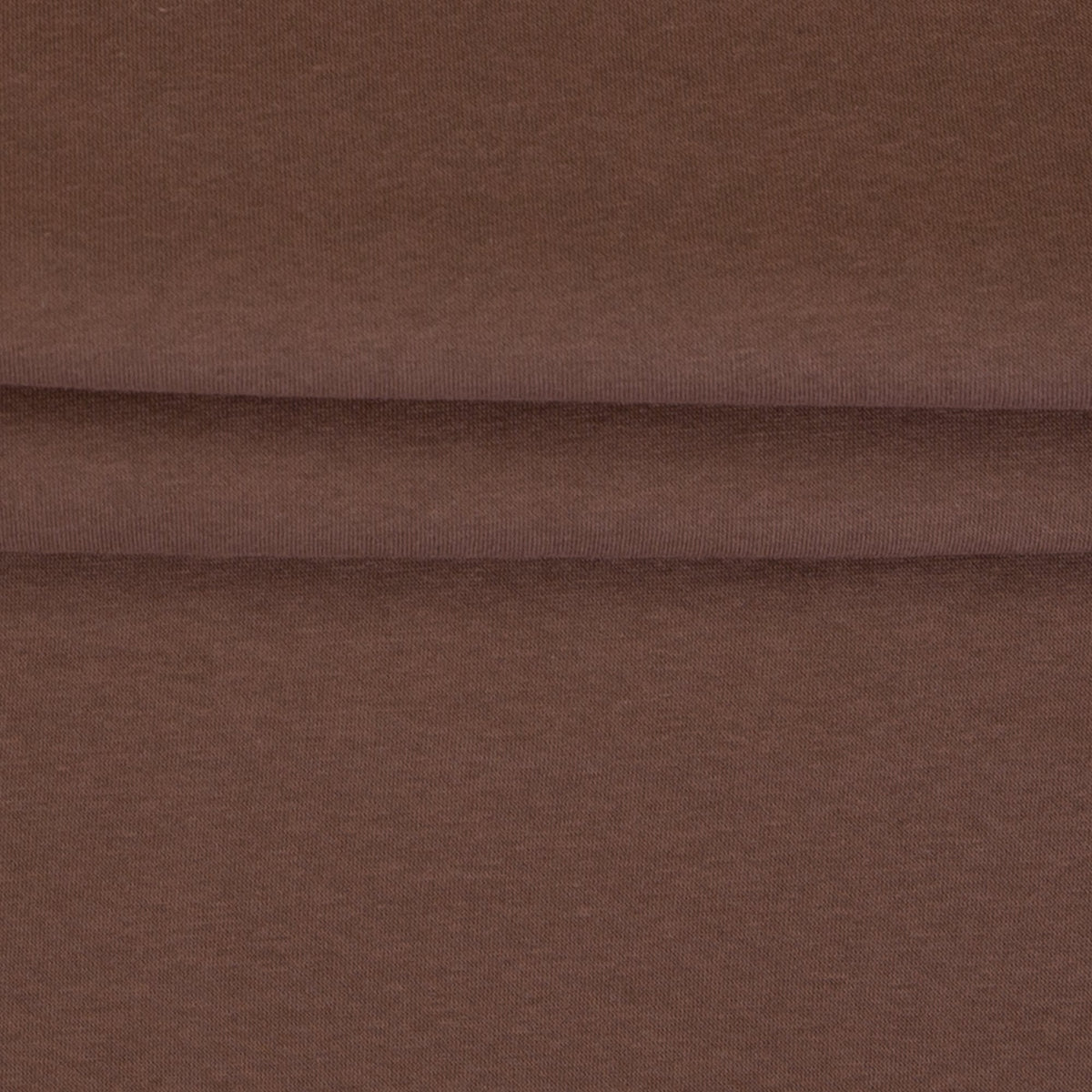 Image de tissu en maille matelassée en coton, brun cannelle – disponible en ligne chez Šarlotes audumi