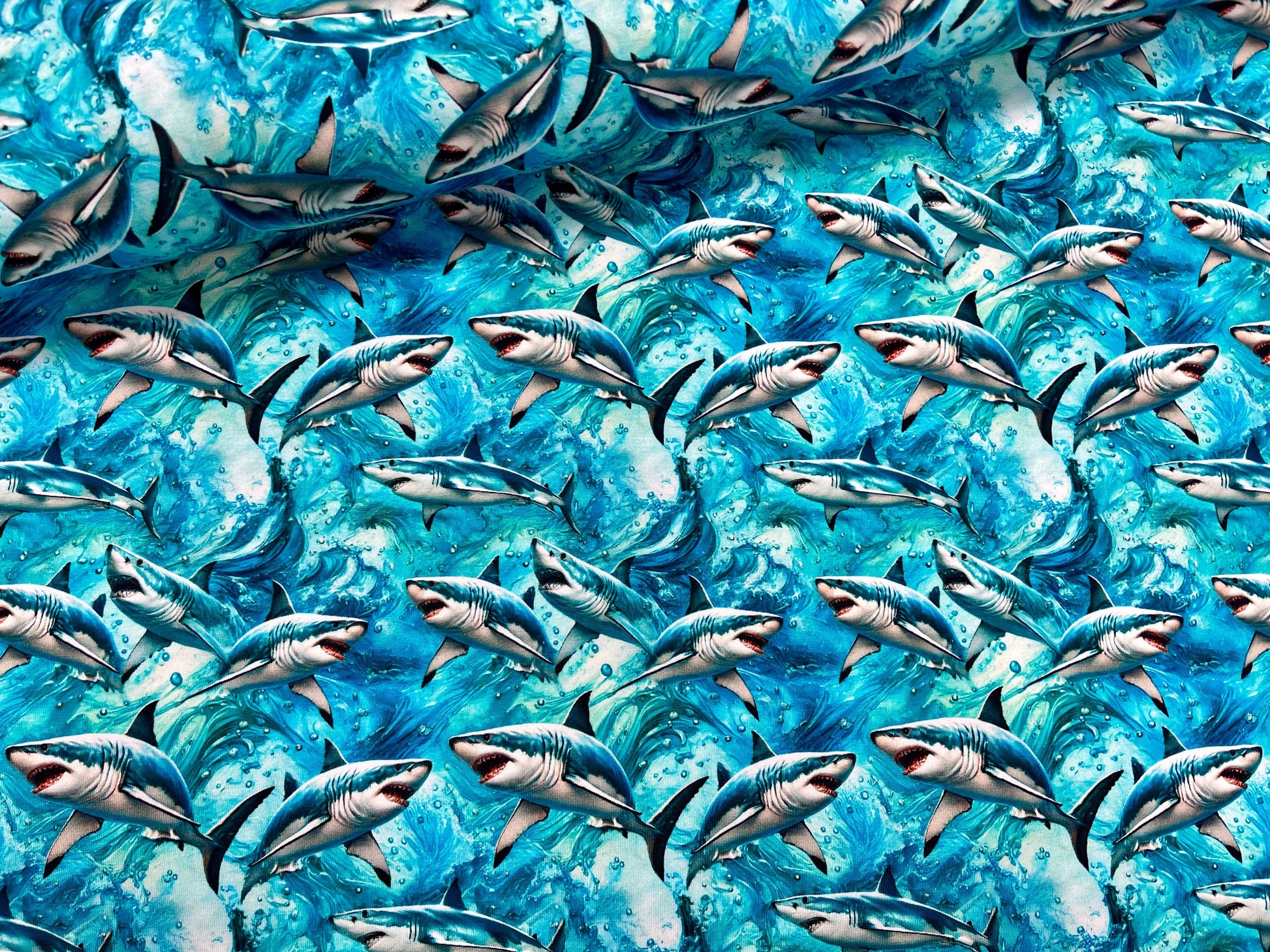 Cotton jersey - sharks 200 g/m²