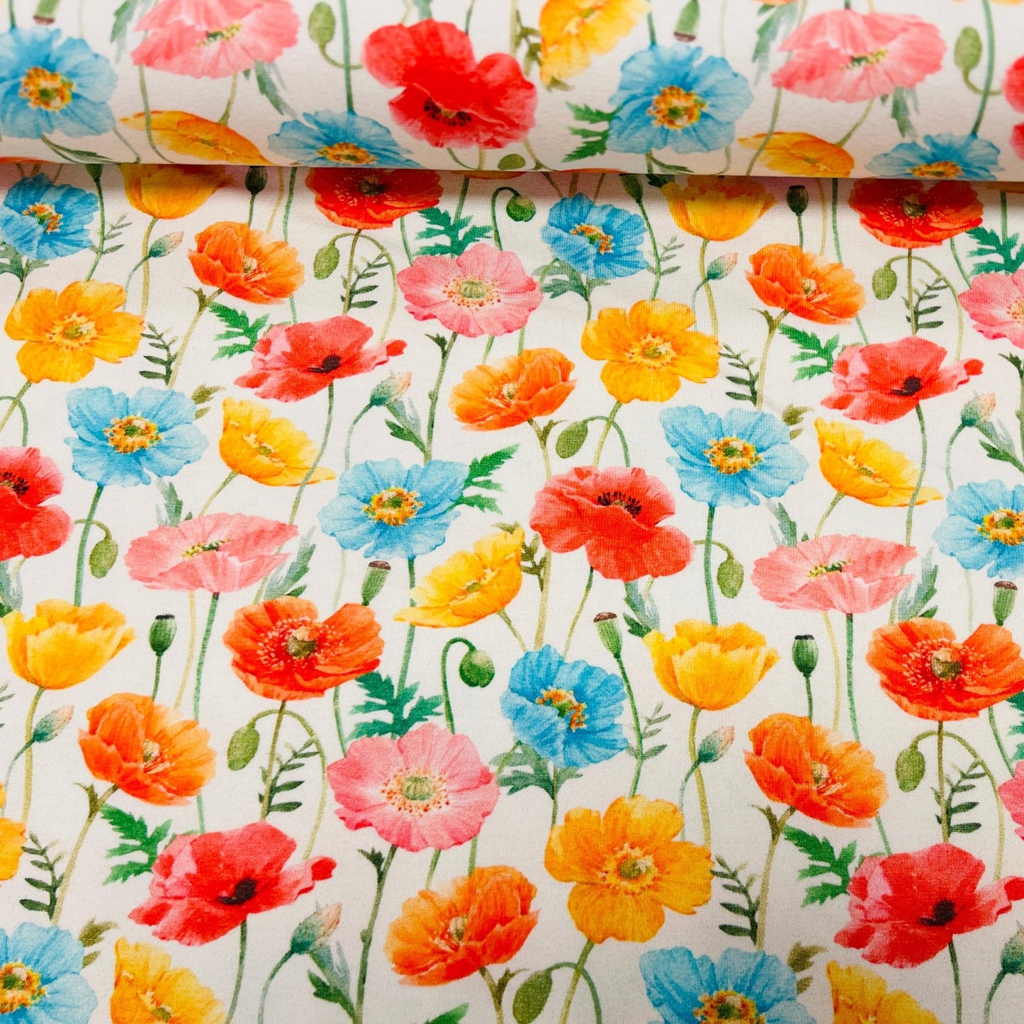 Jersey de coton - coquelicots colorés sur fond blanc 250 g/m²