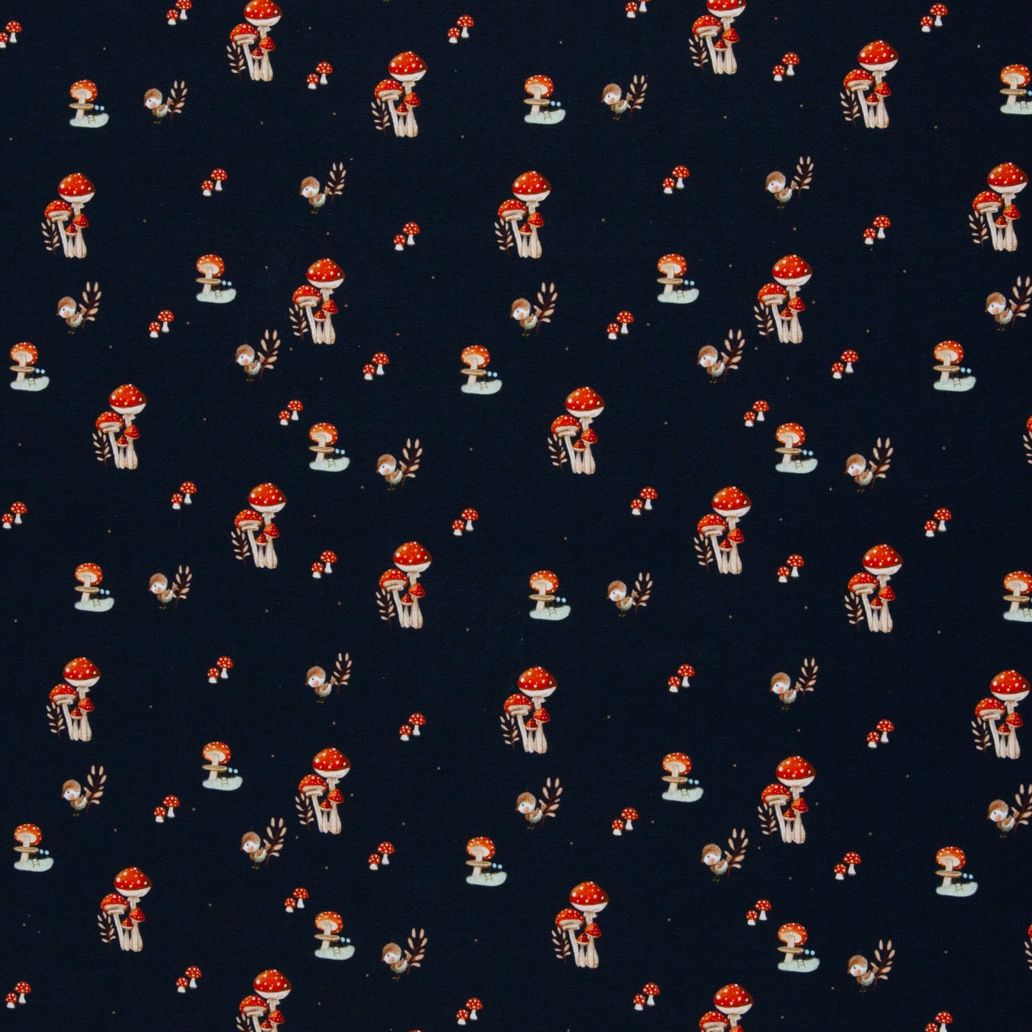 Image de jersey de coton à motif champignons 200 g/m² – disponible chez Šarlotes audumi