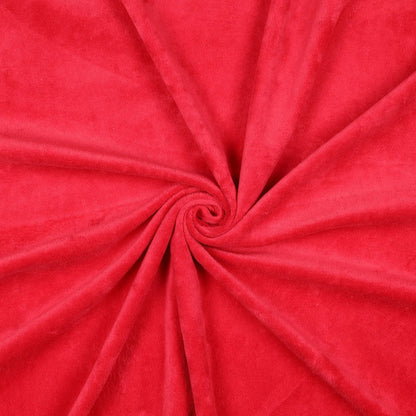 Image de velours de coton rouge – disponible en ligne chez Šarlotes audumi