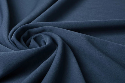 Tissu de costume avec élasthanne - bleu denim 275 g/m² – disponible chez Šarlotes audumi