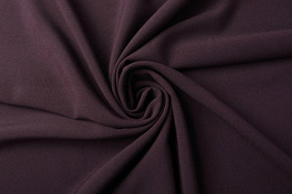 Image avec tissu de tailleur avec élasthanne - violet 275 g/m² – disponible chez Šarlotes audumi