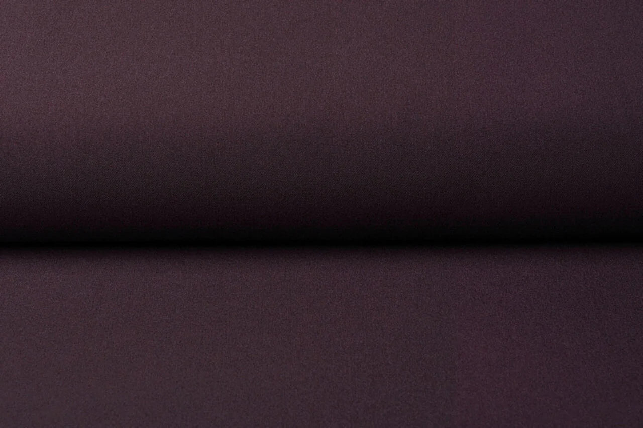 Image de tissu de costume avec élasthanne - violet 275 g/m² – disponible chez Šarlotes audumi