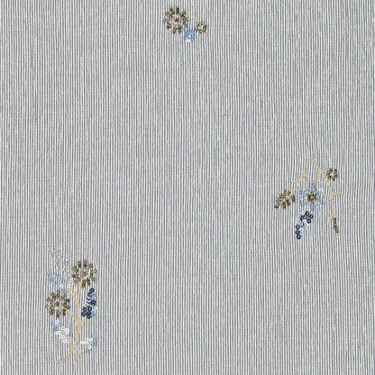 Image de tissu pour chemise avec élasthanne - bleu rayé avec perles brodées 135 g/m² – disponible chez Šarlotes audumi