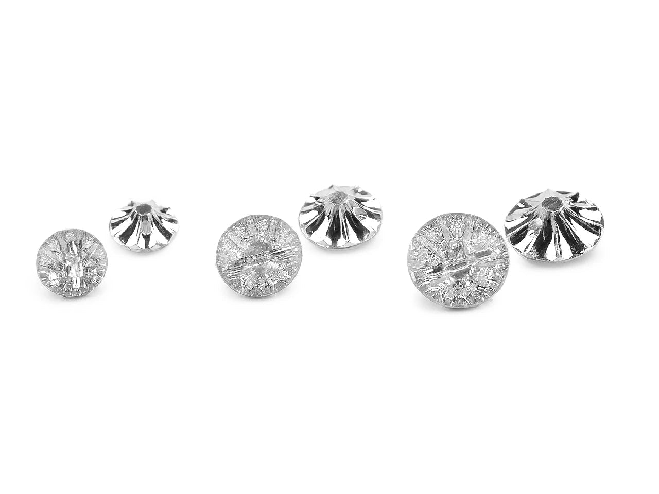Image de boutons en cristal à tige (différentes tailles) – disponibles chez Šarlotes audumi