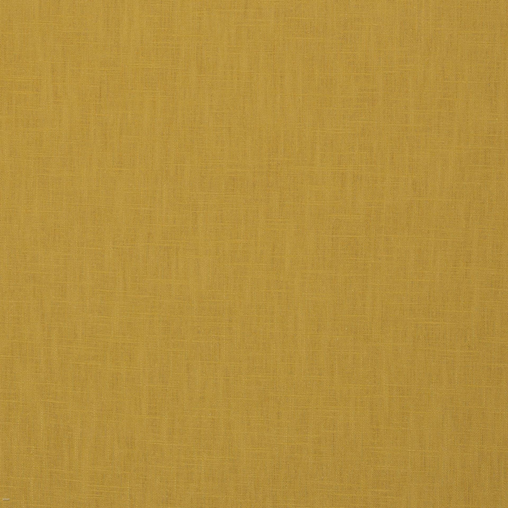 Image de tissu en lin moutarde 235 g/m², disponible chez Šarlotes audumi